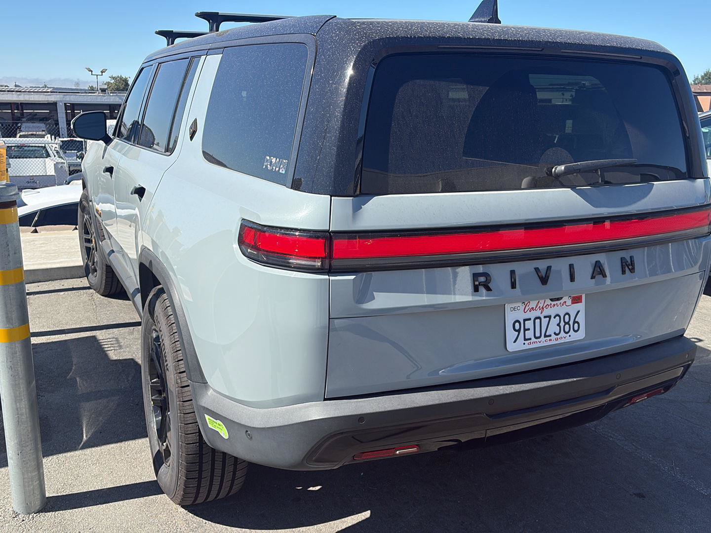 Used 2022 Rivian R1S Launch Edition AWD/4WD image 6