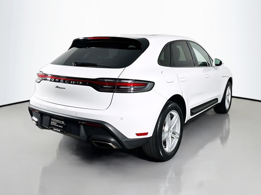 Certified 2022 Porsche Macan AWD/4WD image 9