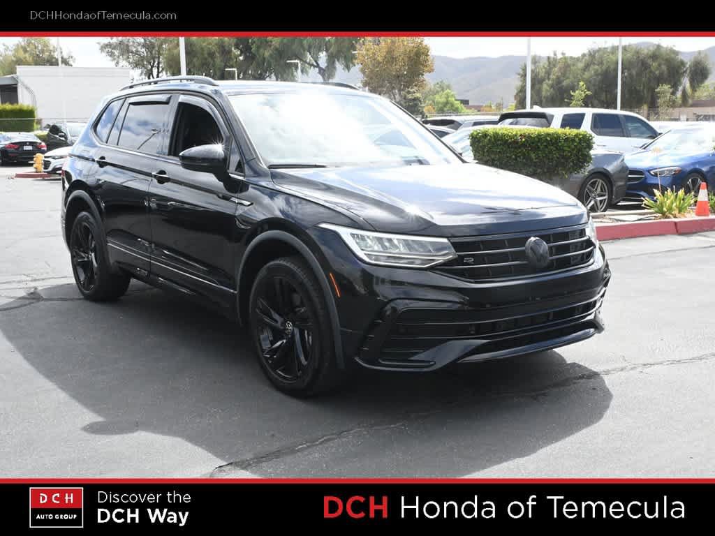 Used 2024 Volkswagen Tiguan SE R-Line FWD image 3