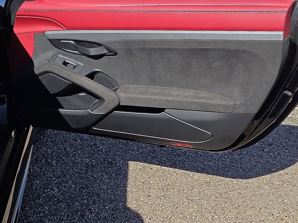 Used 2021 Porsche 718 Boxster Spyder image 18