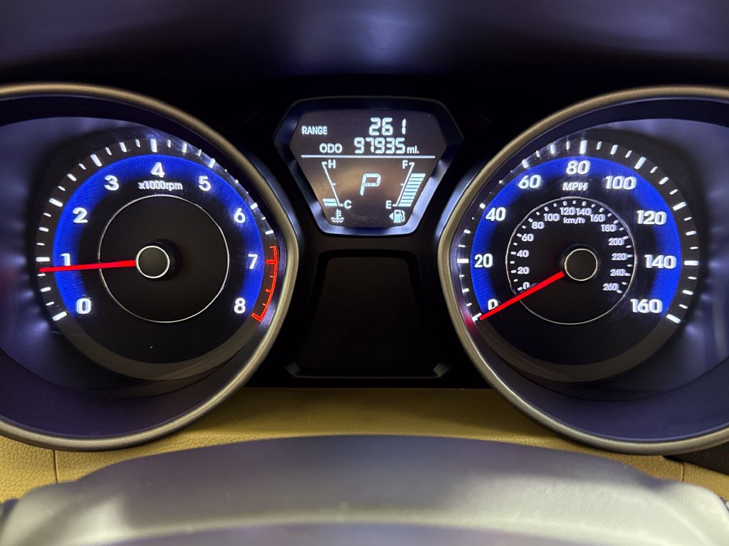 Used 2013 Hyundai Elantra GLS w/ Preferred Pkg FWD image 16