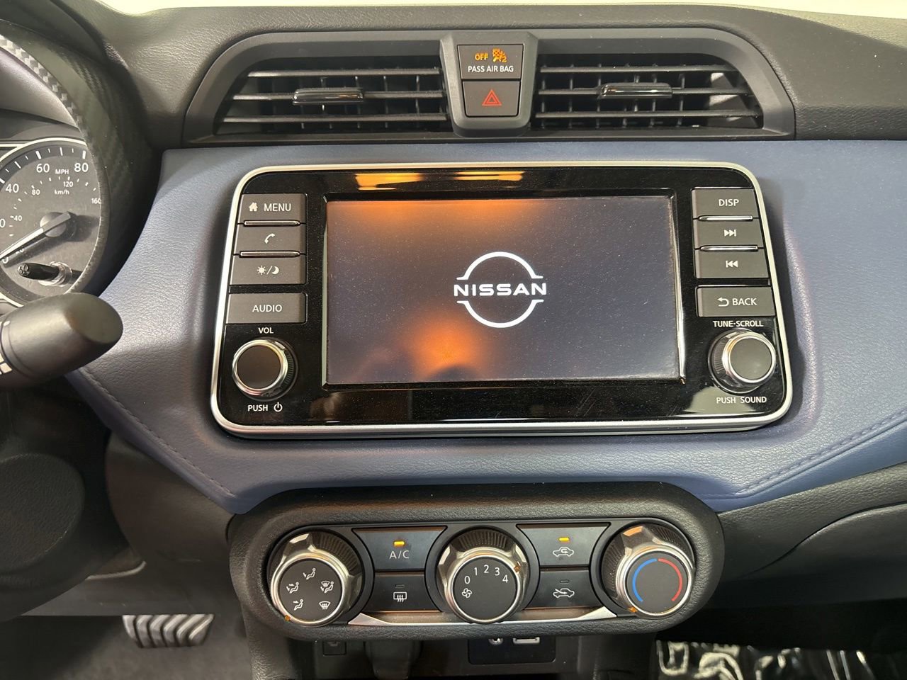 Used 2025 Nissan Versa SV FWD image 14