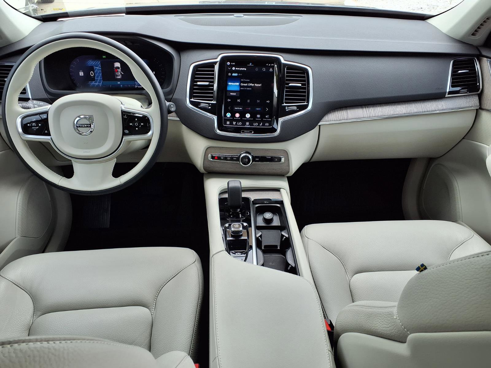 Used 2023 Volvo XC90 B6 Plus w/ Protection Package Premier AWD/4WD image 18