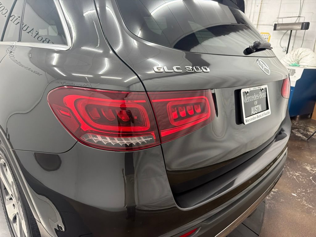 Used 2022 Mercedes-Benz GLC 300 image 12
