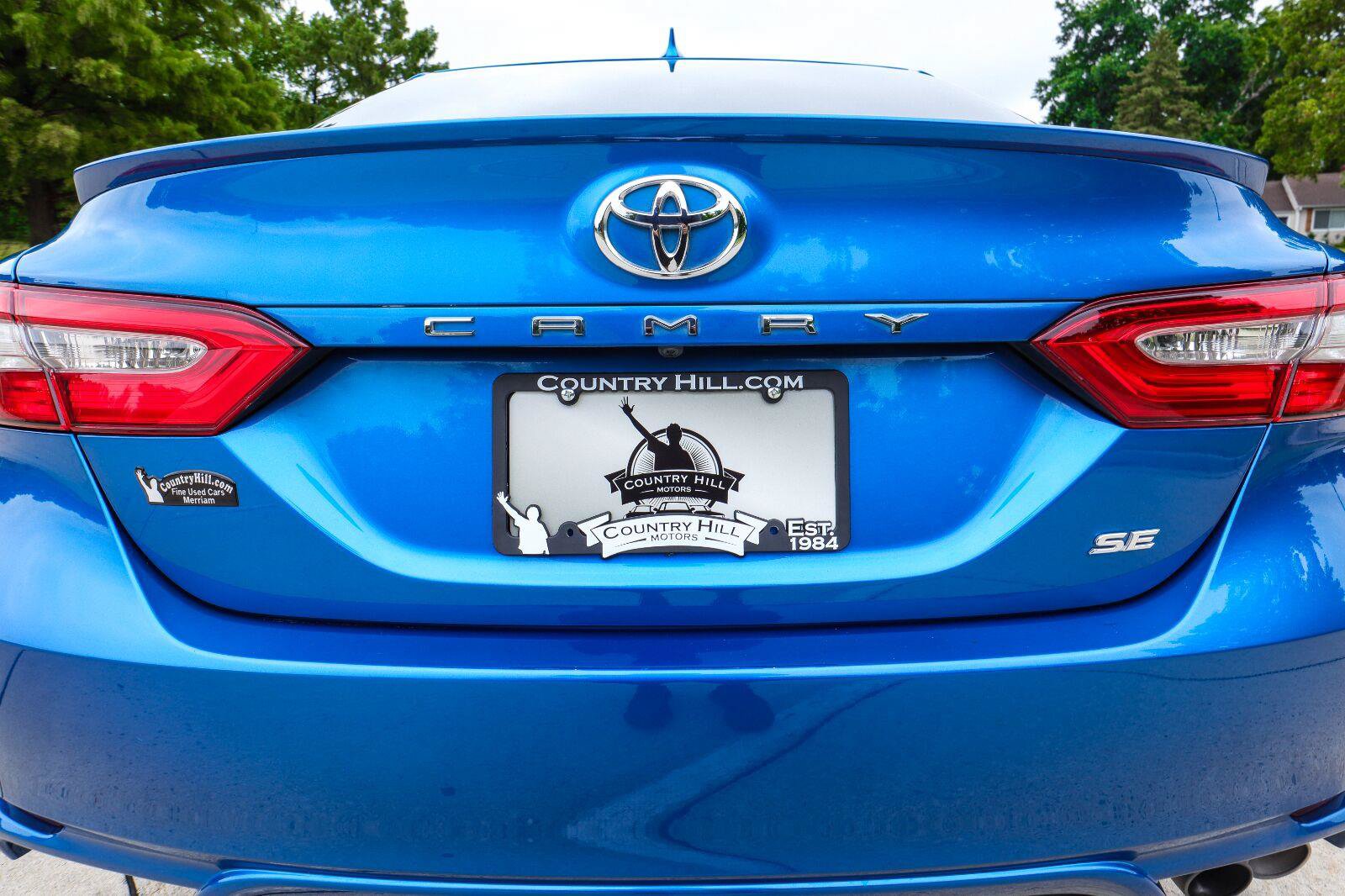 Used 2019 Toyota Camry SE FWD image 37