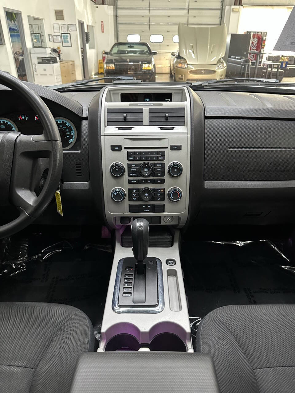 Used 2008 Ford Escape XLT image 24