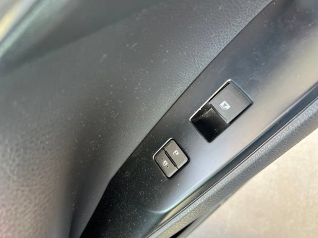 Used 2020 Toyota Camry LE FWD image 17