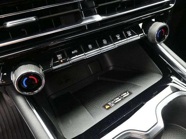 New 2026 Chevrolet Traverse High Country w/ LPO, Floor Liner Package image 35