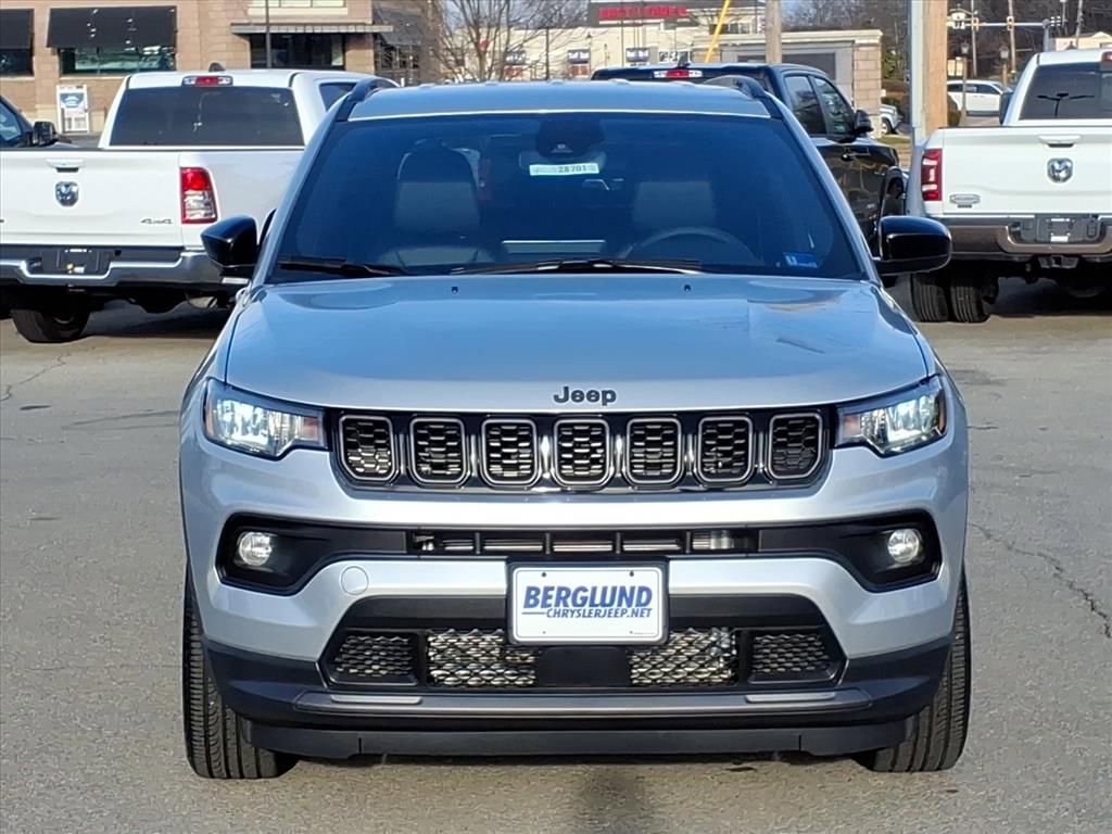 New 2026 Jeep Compass Latitude image 9