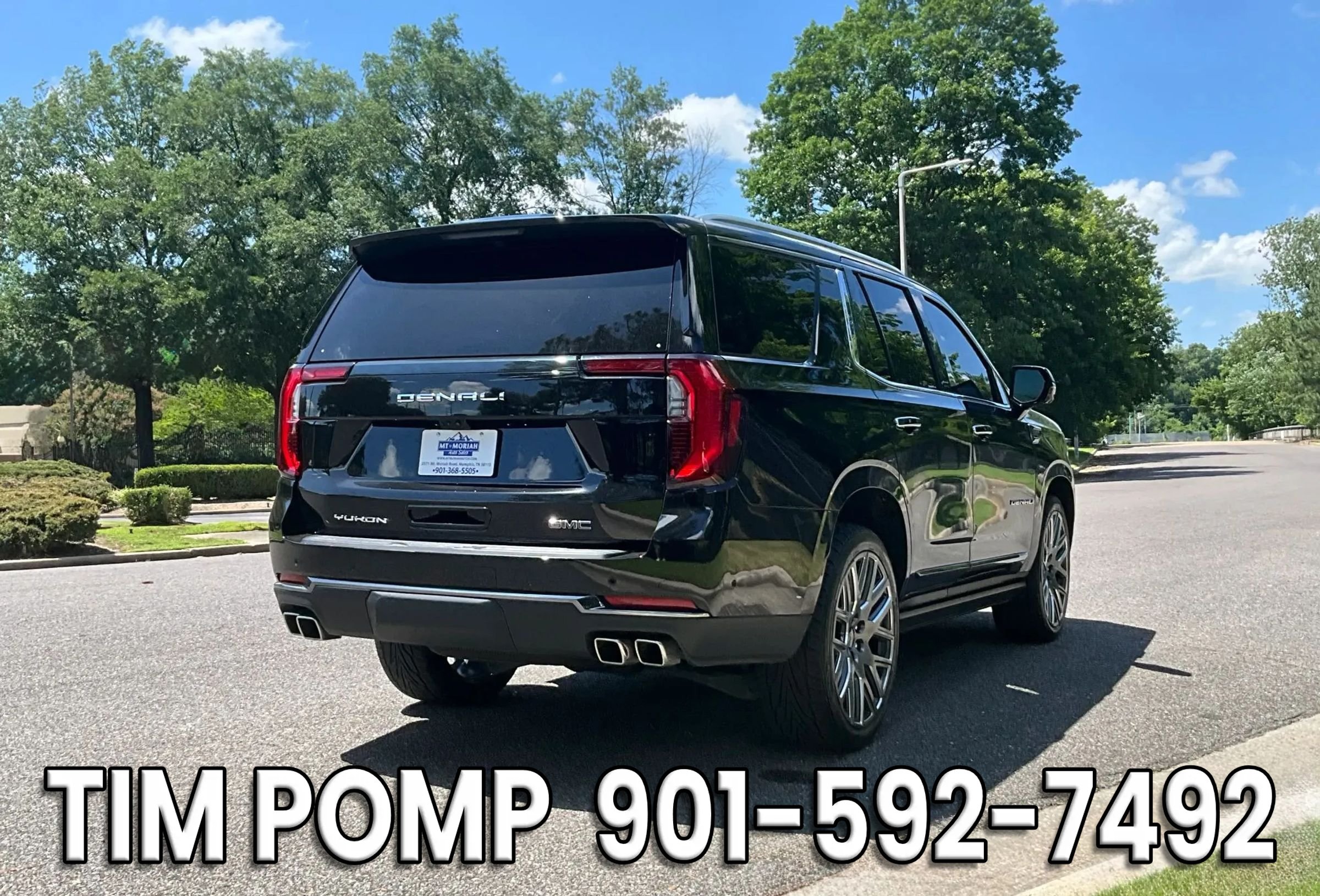 Used 2025 GMC Yukon Denali Ultimate AWD/4WD image 6