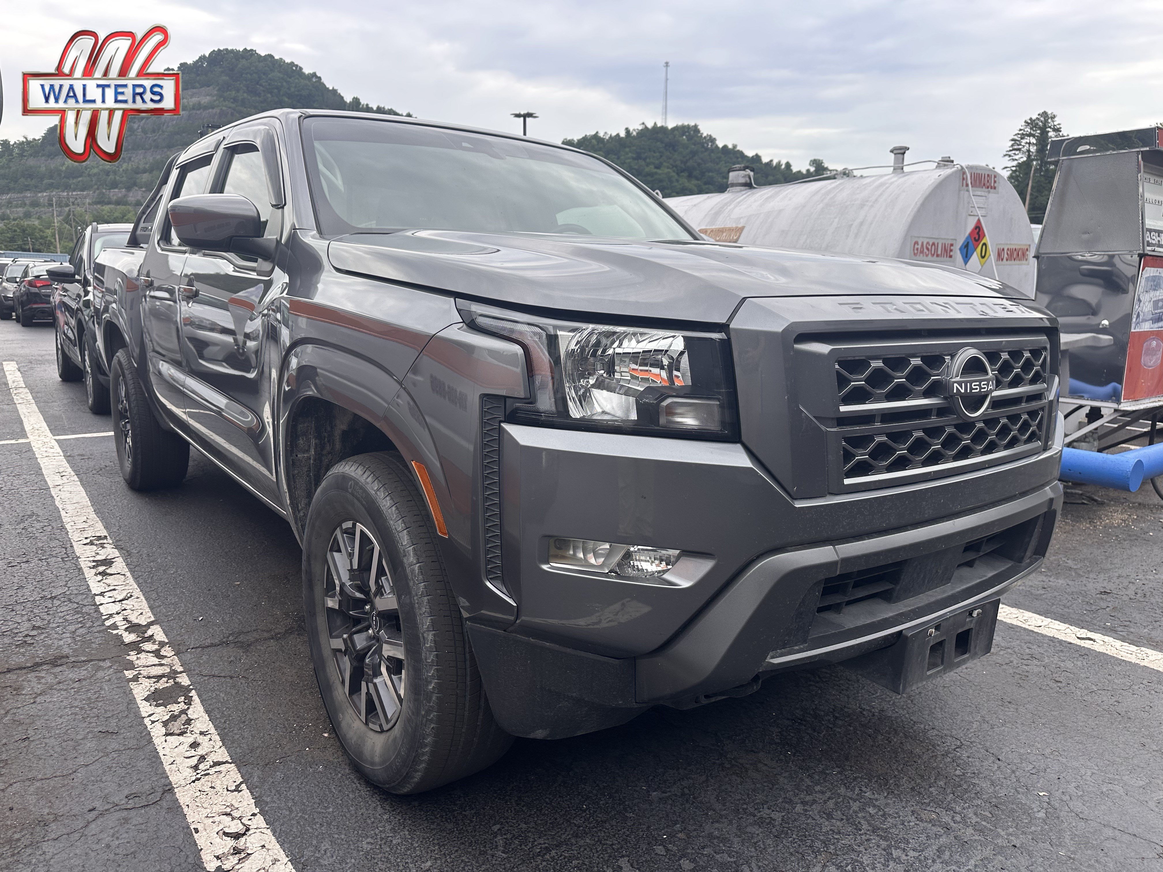 Used 2022 Nissan Frontier SV