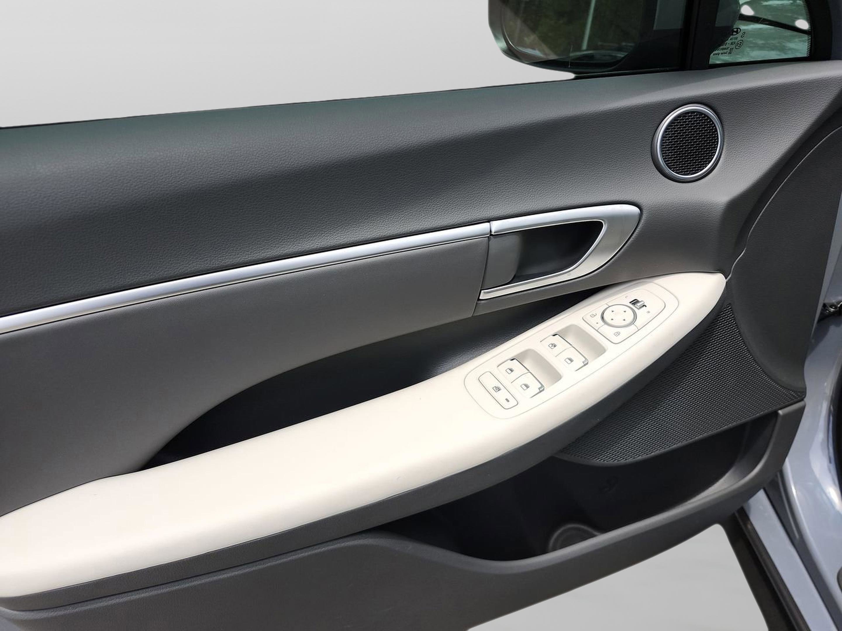 New 2026 Hyundai Sonata Blue FWD image 15