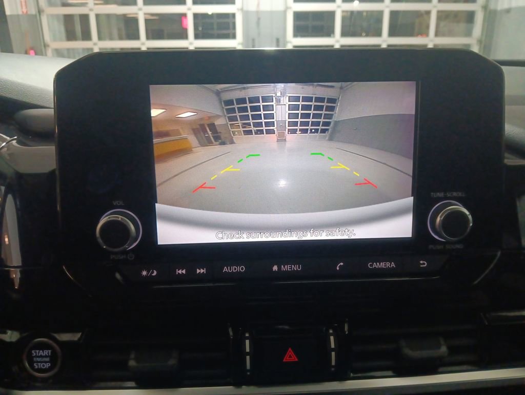 Used 2024 Nissan Pathfinder SV image 20