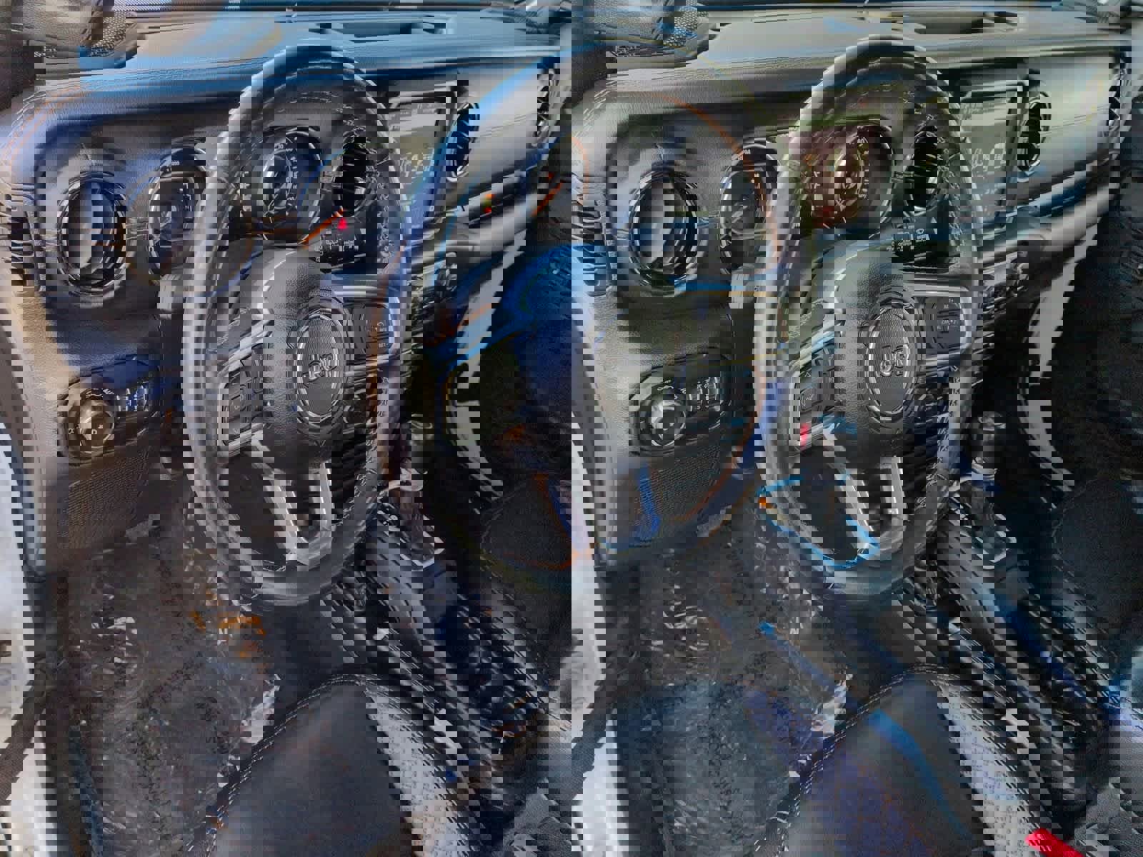 Used 2021 Jeep Wrangler Unlimited Sahara image 10