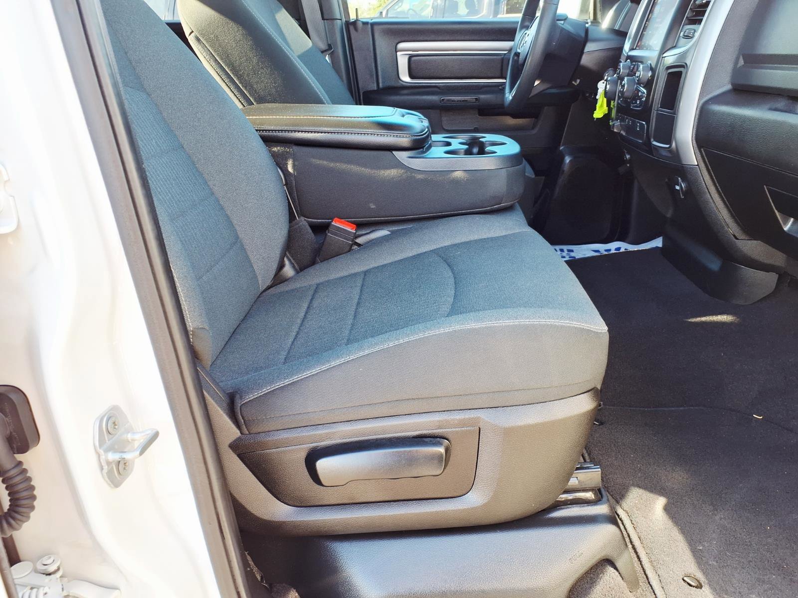 Used 2021 RAM 1500 Classic Warlock w/ Electronics Group image 11