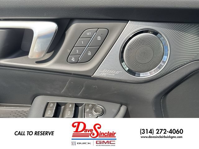 New 2026 Buick Enclave Avenir w/ Super Cruise Package FWD image 13