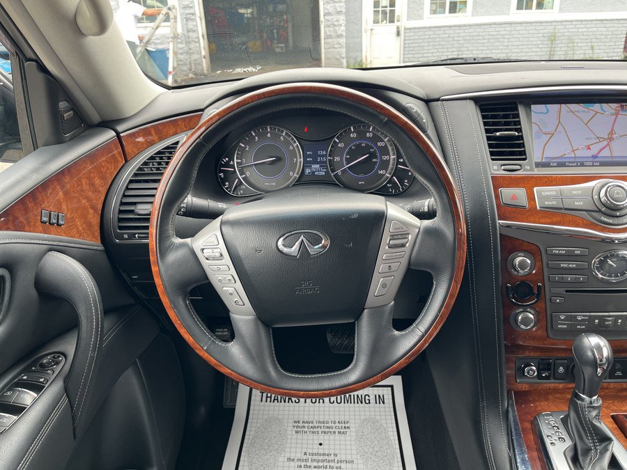 Used 2015 INFINITI QX80 4WD w/ Deluxe Technology Package image 18