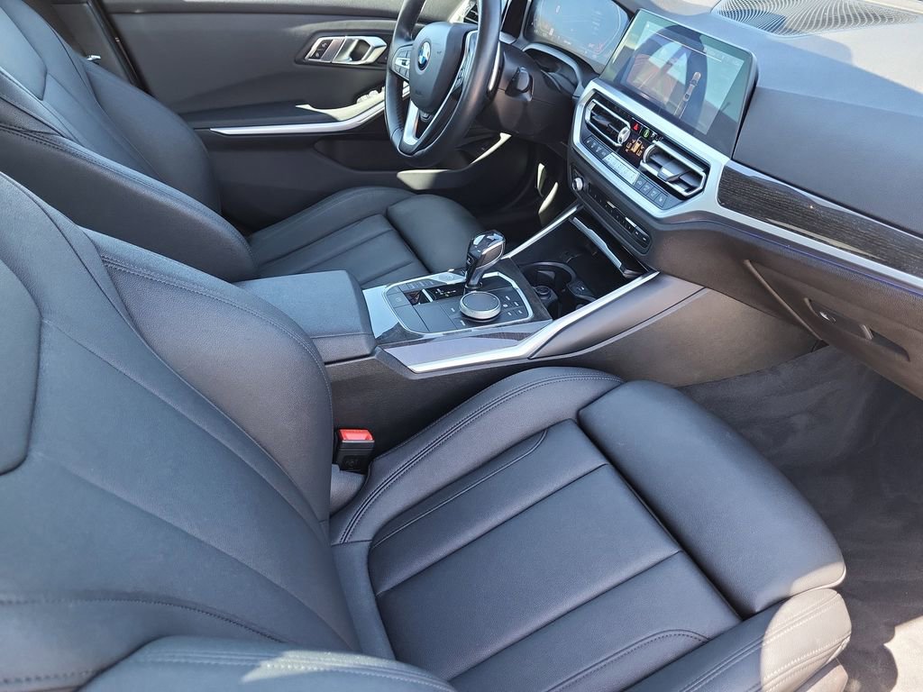 Used 2020 BMW 330i xDrive Sedan w/ Convenience Package image 15