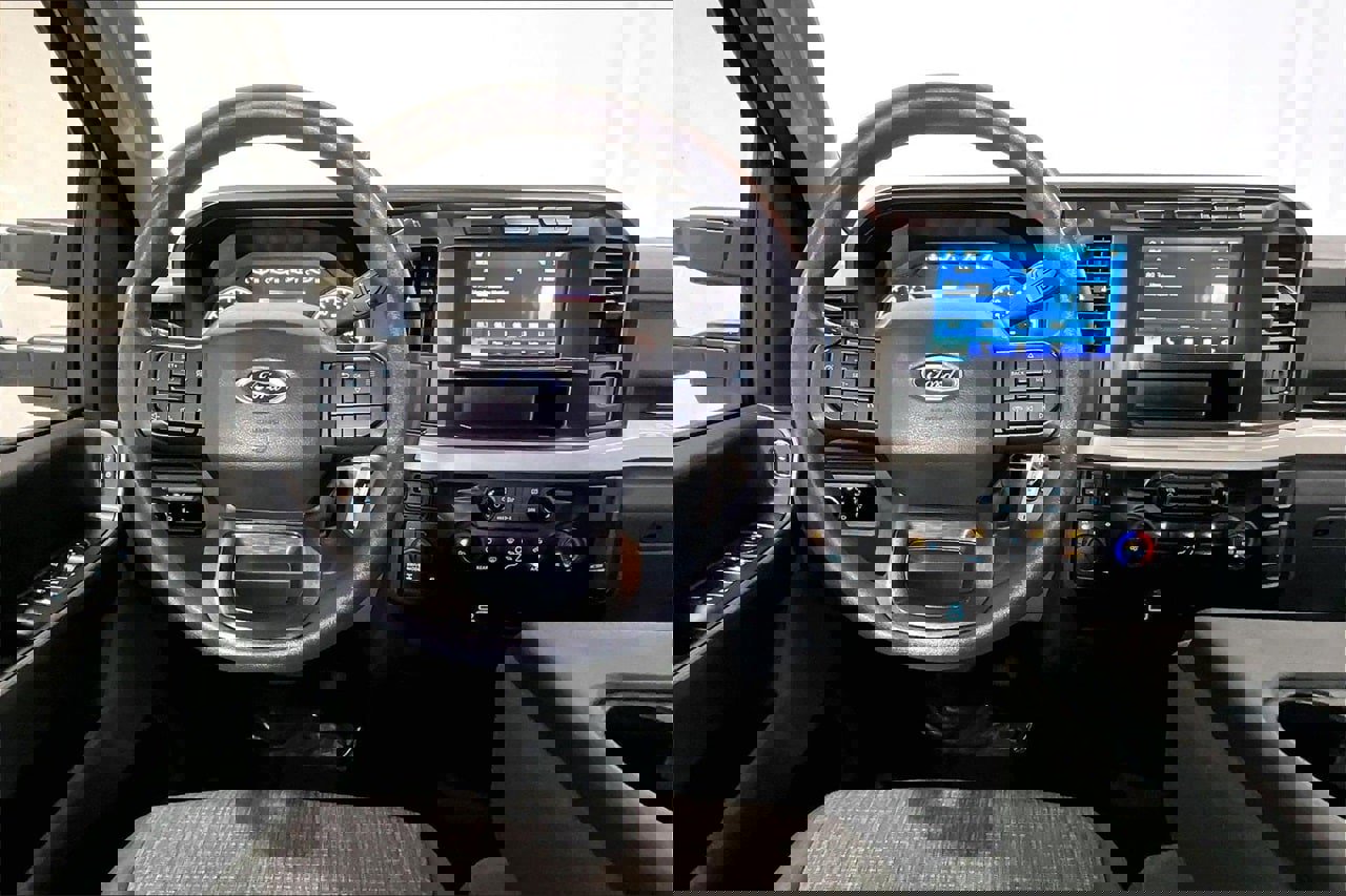 Used 2023 Ford F250 XLT w/ FX4 Off-Road Package image 4