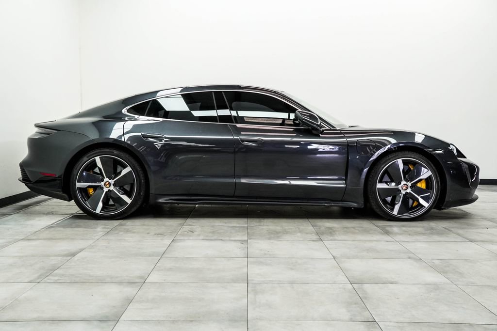 Used 2020 Porsche Taycan 4S image 10