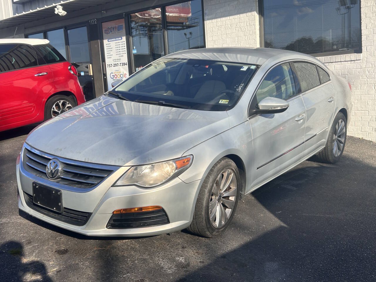 Used 2011 Volkswagen CC Sport FWD image 2