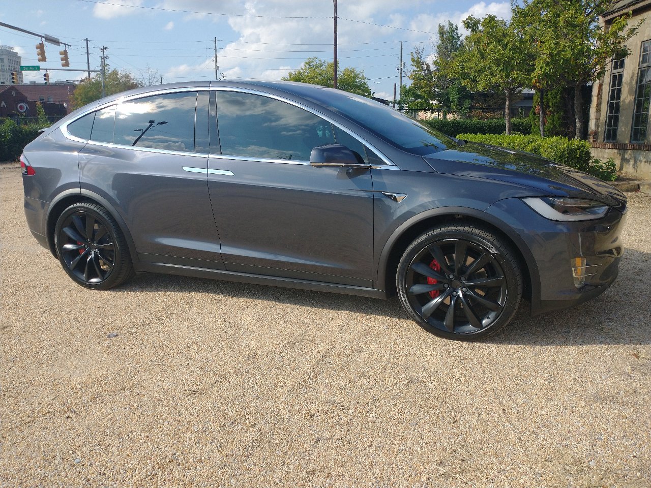 Used 2020 Tesla Model X Performance image 24