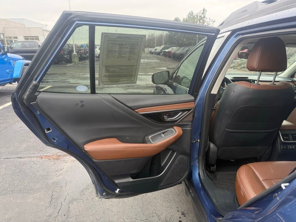 Used 2022 Subaru Outback Touring image 27