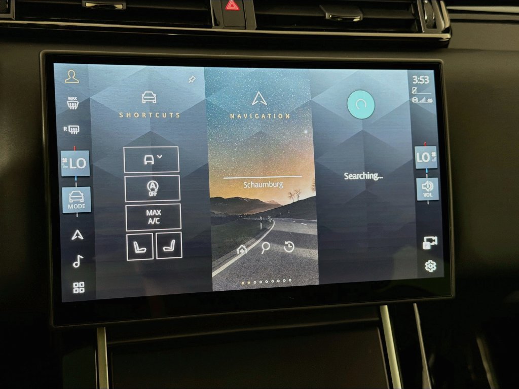 Certified 2026 Land Rover Range Rover Velar Dynamic SE AWD/4WD image 15