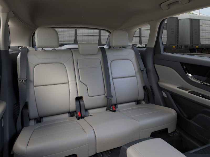 New 2026 Lincoln Corsair Premiere image 11