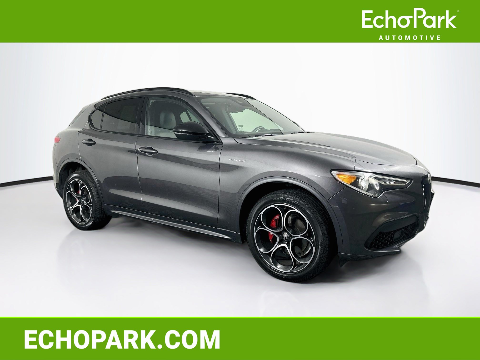 Used 2023 Alfa Romeo Stelvio Veloce AWD/4WD image 1