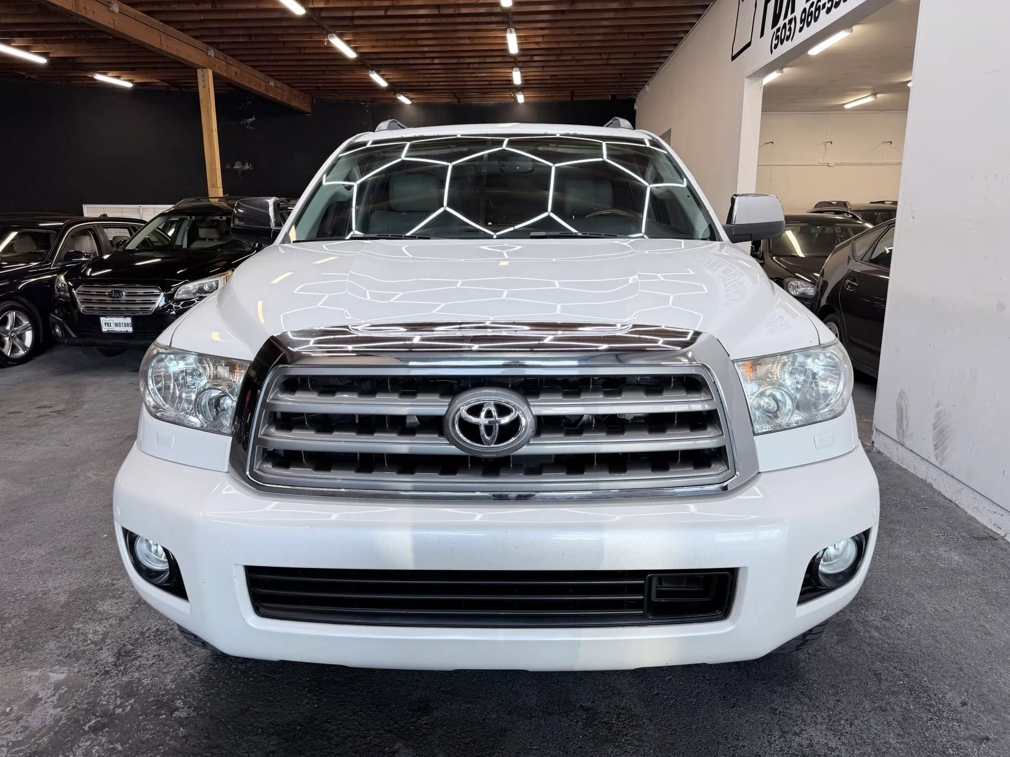 Used 2015 Toyota Sequoia Platinum AWD/4WD image 7