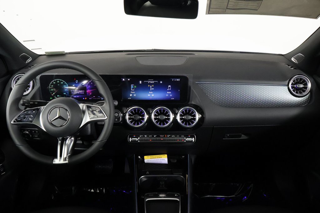 New 2026 Mercedes-Benz GLA 250 image 3
