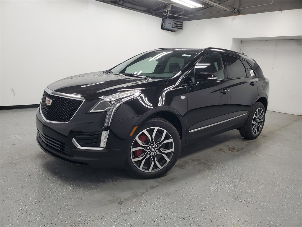 New 2025 Cadillac XT5 Sportv w/ LPO, Red Accent Package