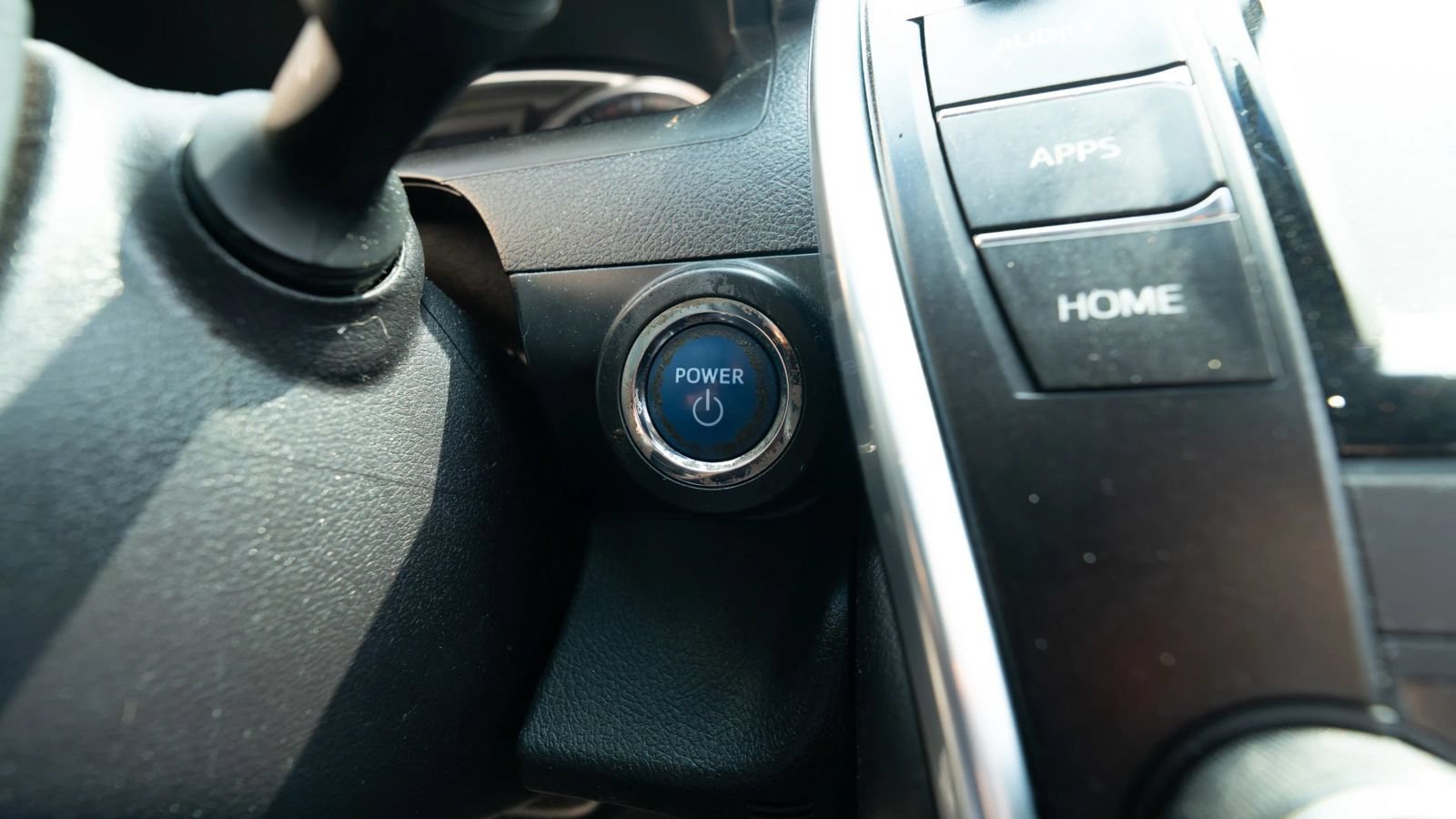 Used 2016 Toyota Camry SE FWD image 33