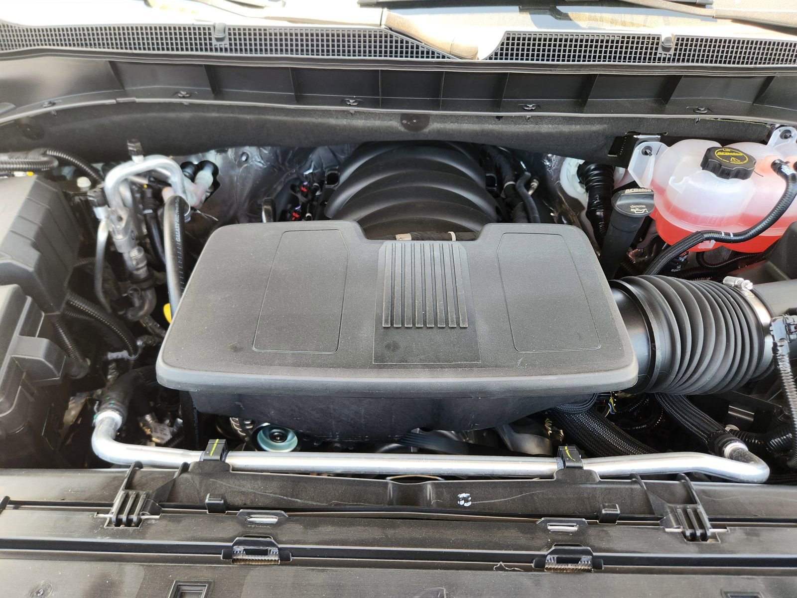 New 2026 Chevrolet Suburban RST w/ Comfort Package image 27