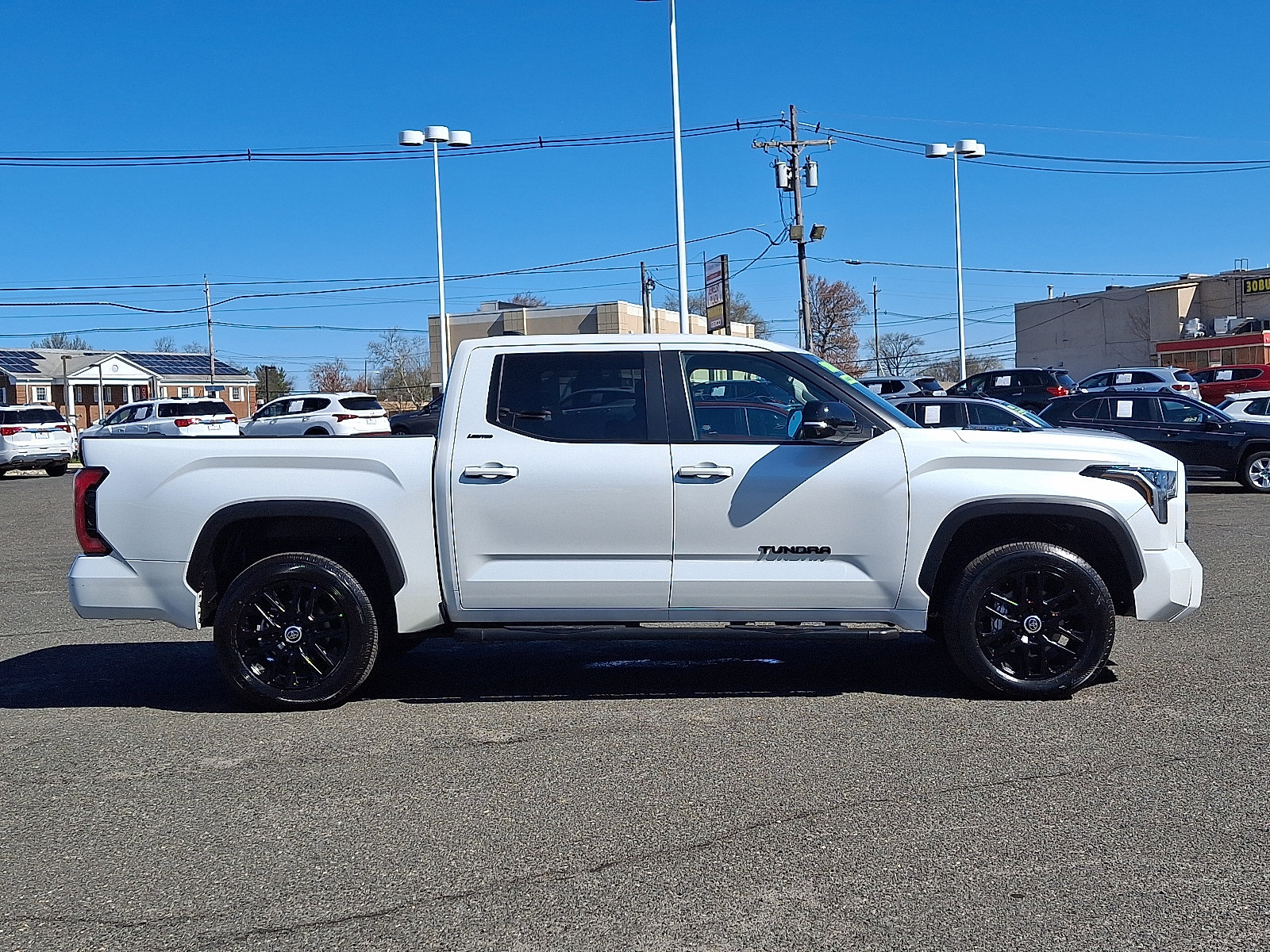 Used 2024 Toyota Tundra Limited image 8