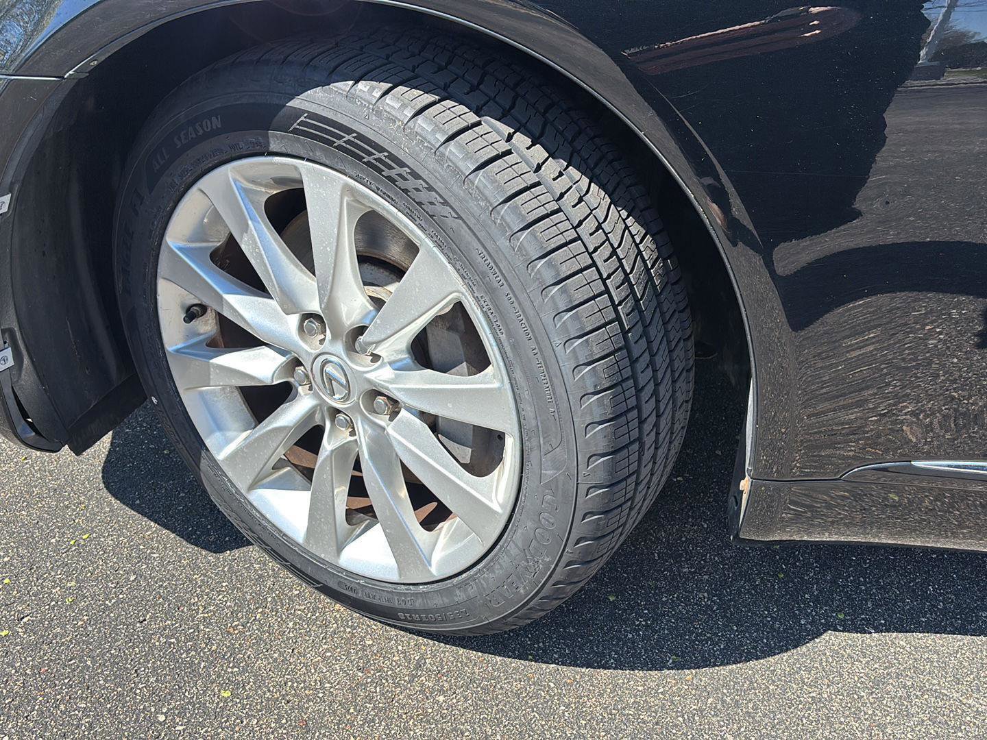 Used 2011 Lexus LS 460 AWD w/ Luxury Value Edition image 5