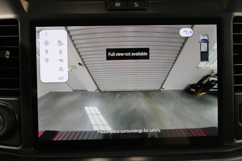 Used 2025 Ford F350 Platinum image 36