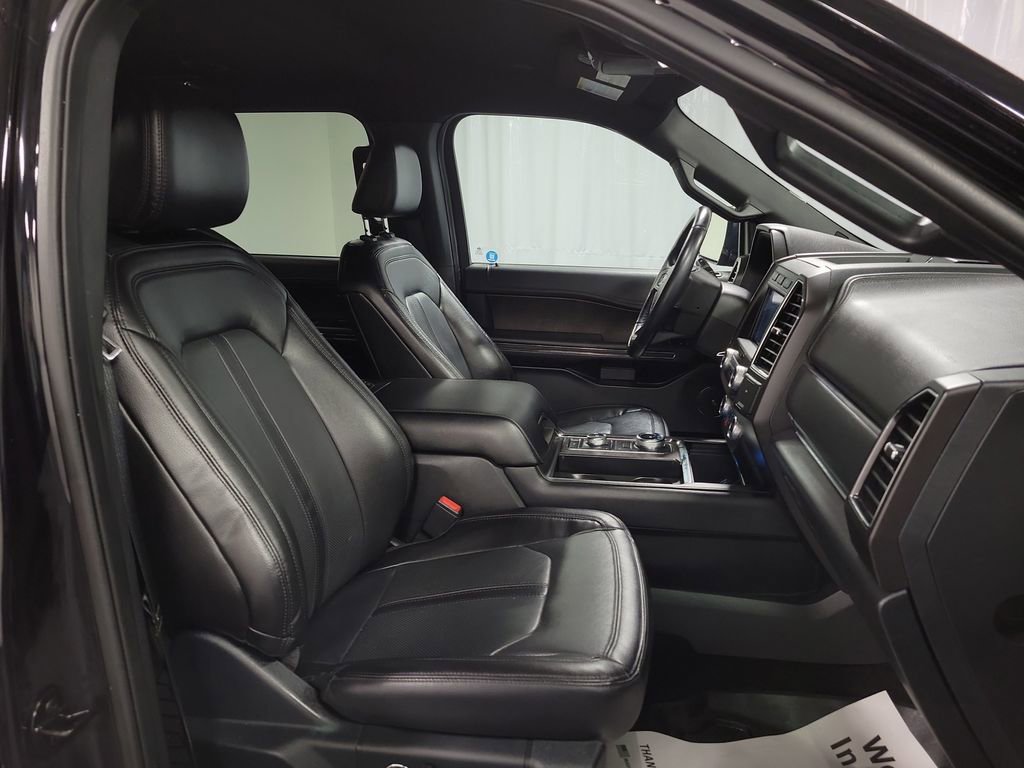 Used 2021 Ford Expedition Limited image 28