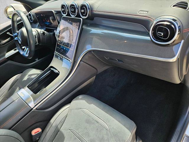 Used 2024 Mercedes-Benz GLC 43 AMG 4MATIC image 21