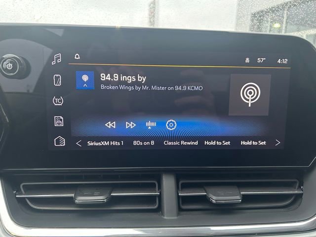 Used 2025 Chevrolet Trax LT w/ LT Convenience Package image 24