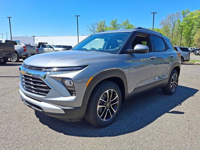 New 2026 Chevrolet TrailBlazer LT FWD image 2