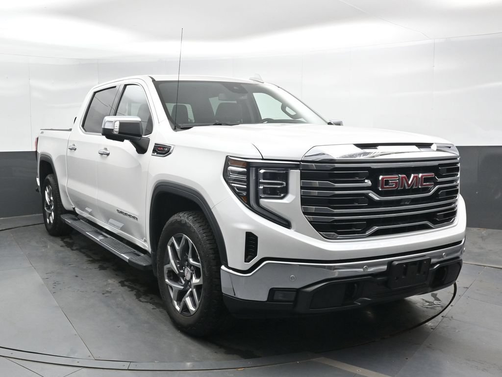 Used 2022 GMC Sierra 1500 SLT w/ SLT Premium Plus Package AWD/4WD image 6