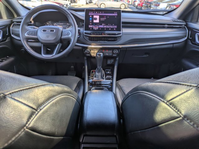 Used 2023 Jeep Compass Limited image 19