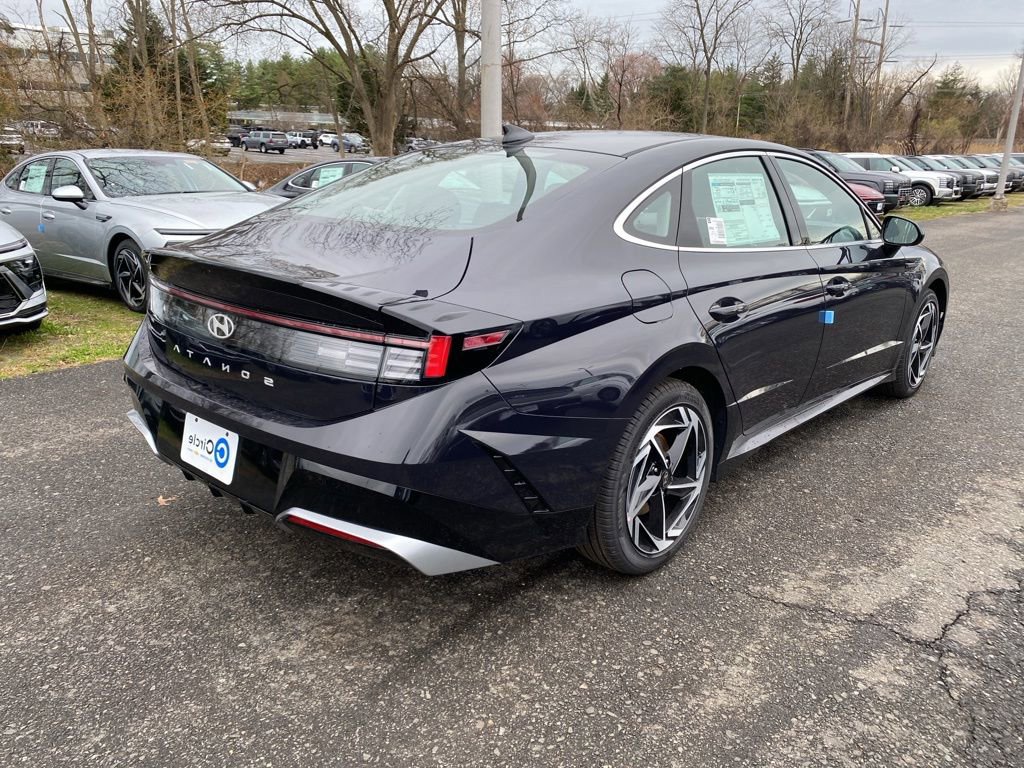 New 2026 Hyundai Sonata SEL AWD/4WD image 4