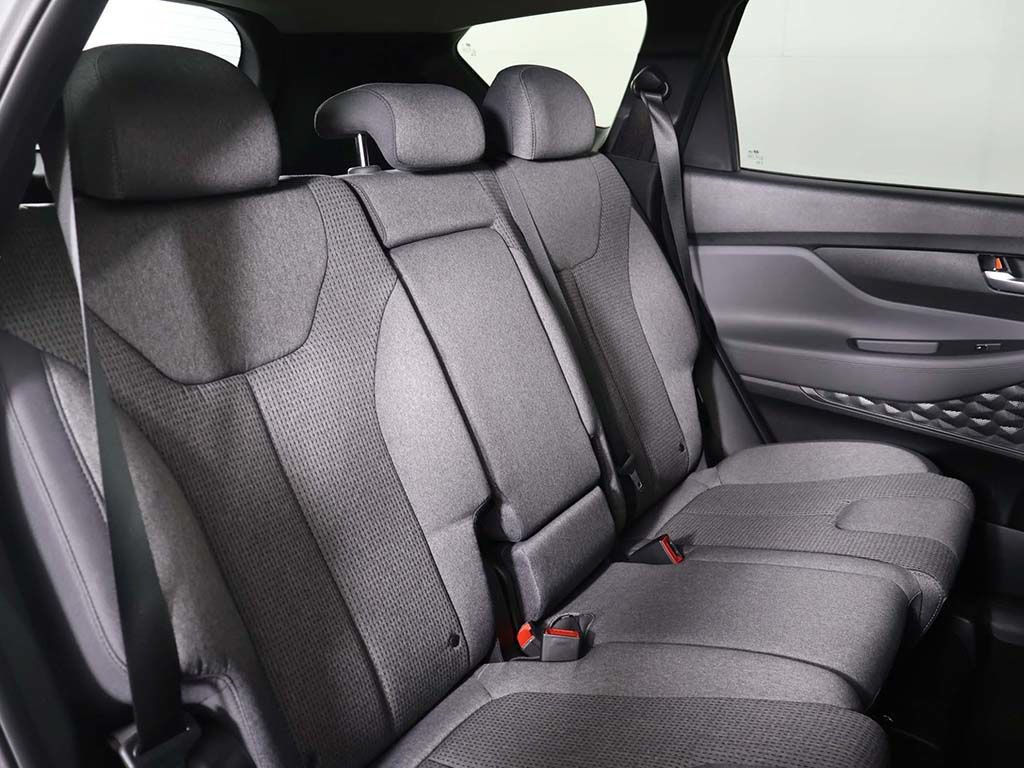 Used 2023 Hyundai Santa Fe SEL AWD/4WD image 30