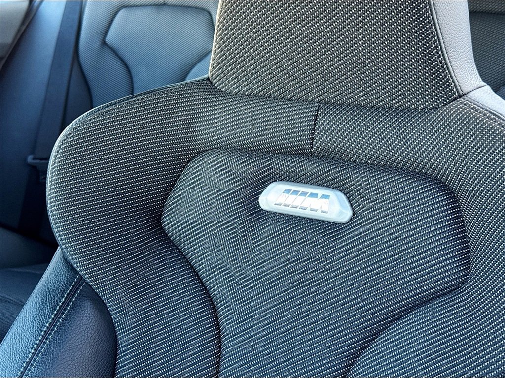 Used 2016 BMW M3 image 16