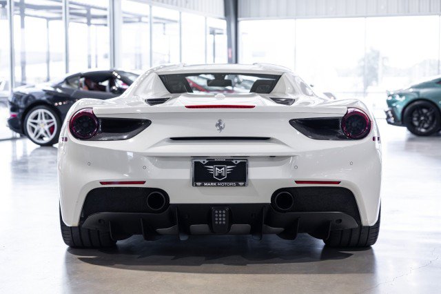 Used 2018 Ferrari 488 Spider RWD image 5
