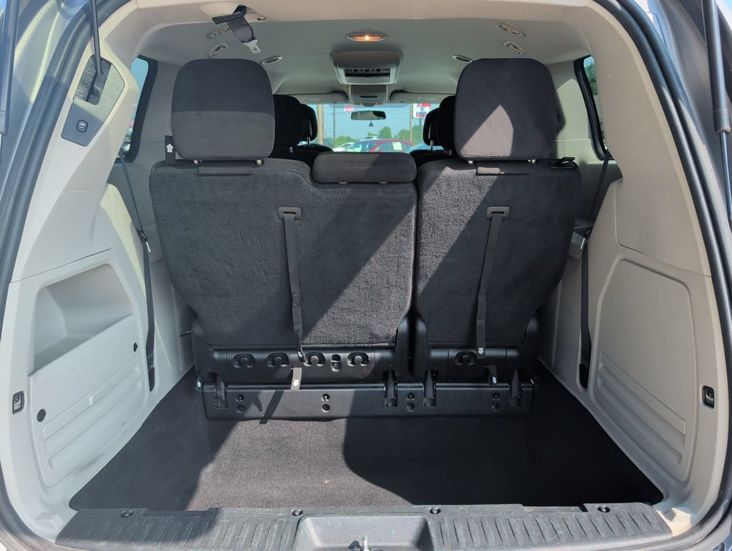Used 2014 Dodge Grand Caravan SXT FWD image 22