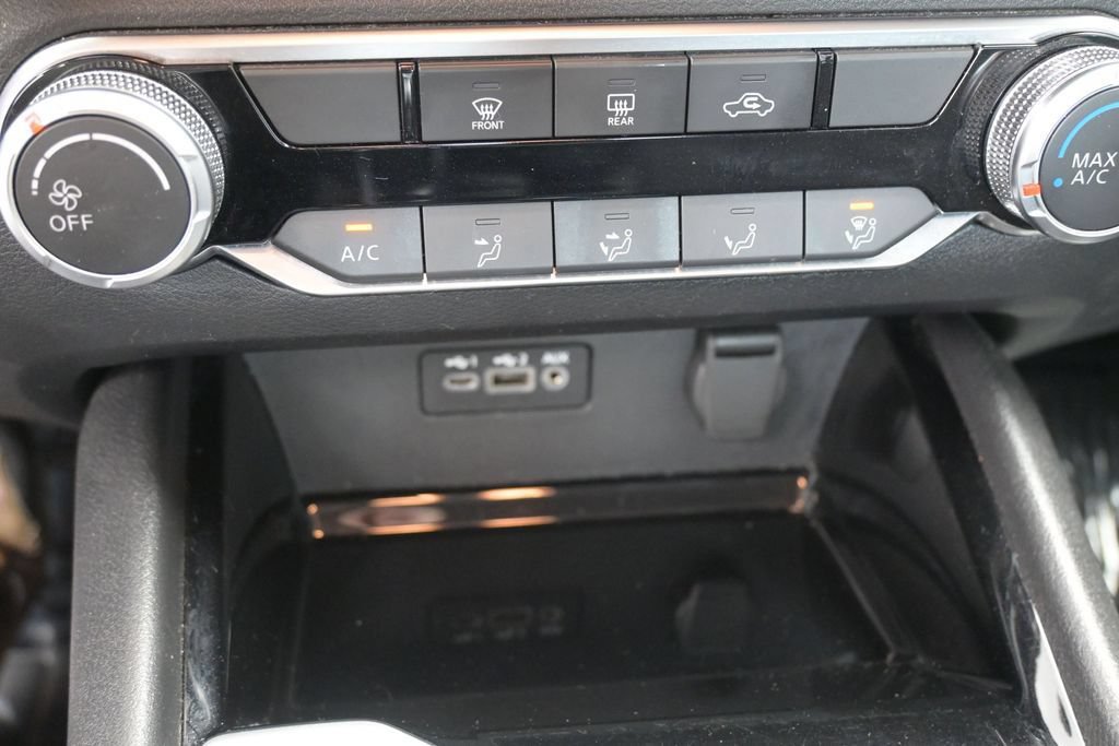 Used 2024 Nissan Altima 2.5 SV FWD image 30